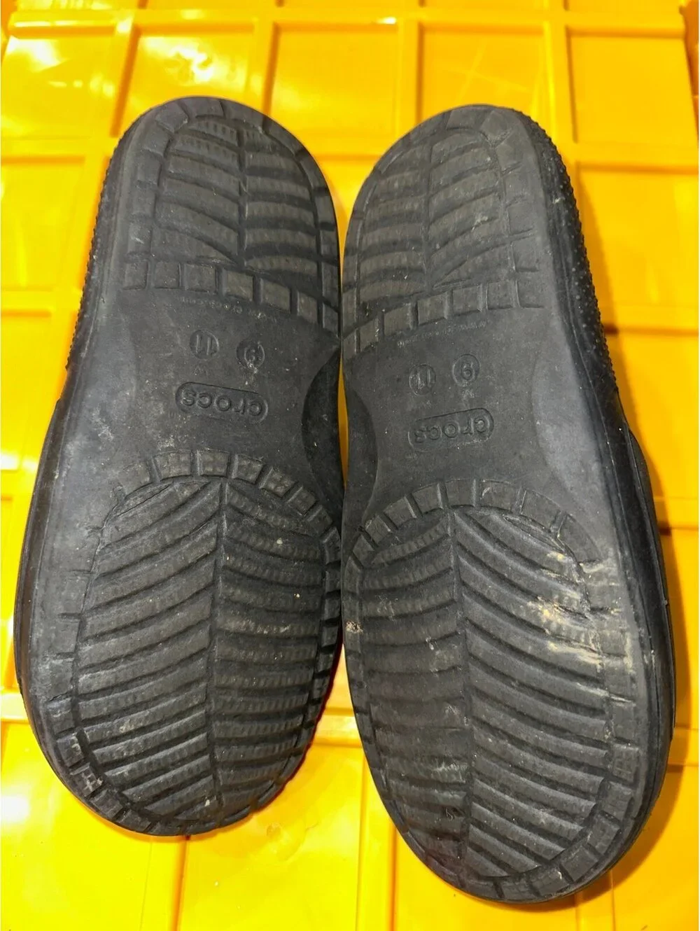 Crocs slides size women’s 11 and men’s 9